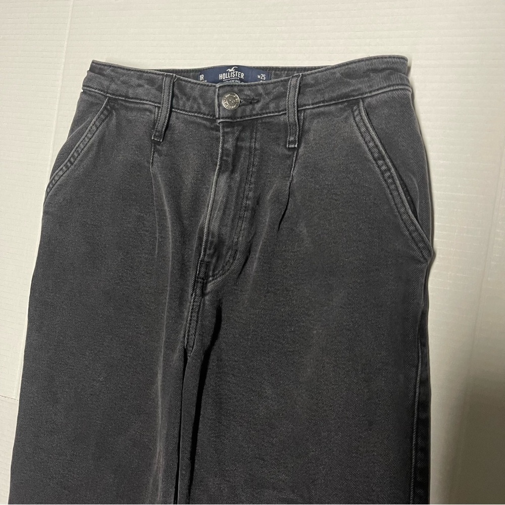 Hollister Women's Ultra High Rise Dad Jean Vintage Stretch Black Size 1R 26Wx28L - Picture 11 of 11